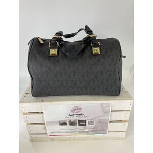 MICHAEL KORS, SMALL SIGNATURE LEATHER DUFFLE BAG WITH CHARM